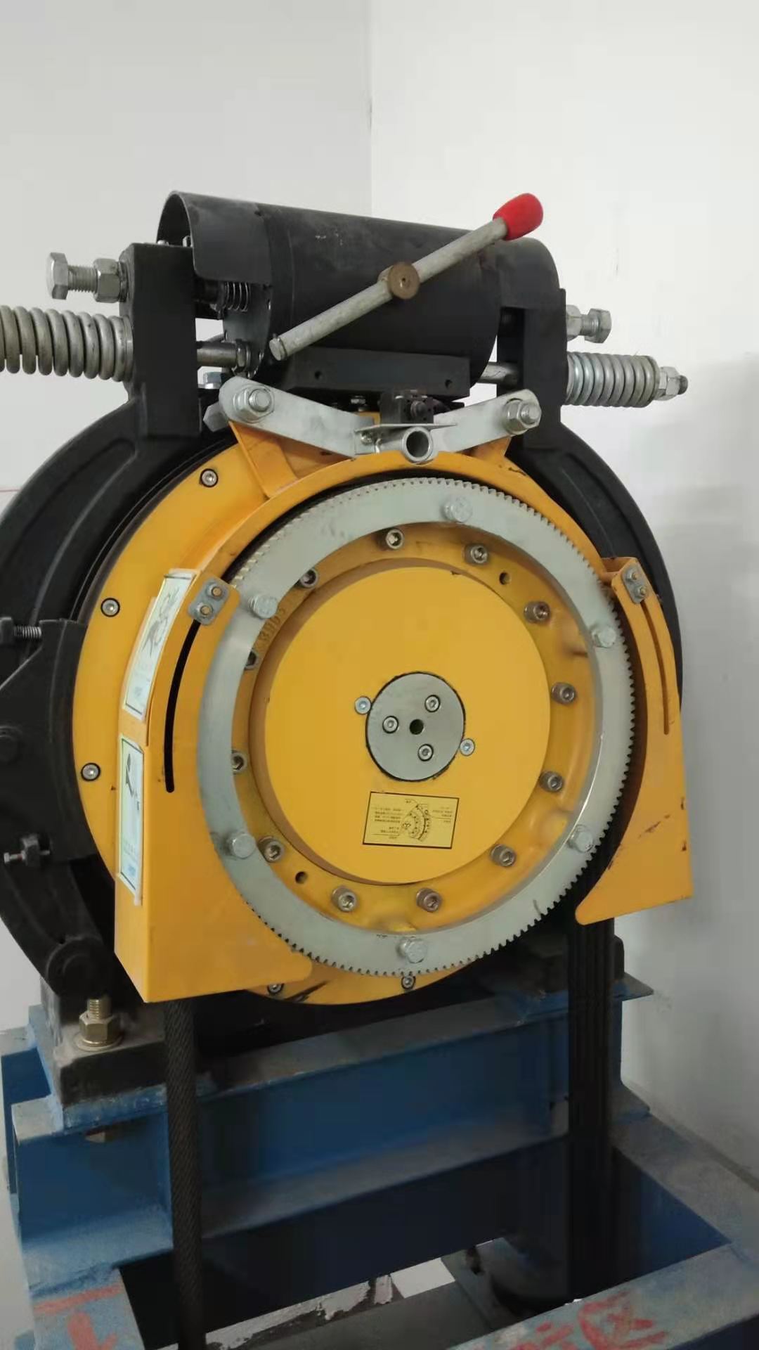 电梯噪声做室内隔音有效果吗？